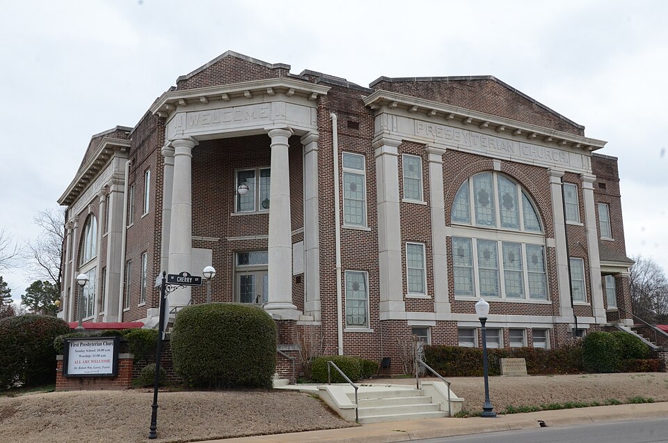 Photograph of First Presbyterian Church