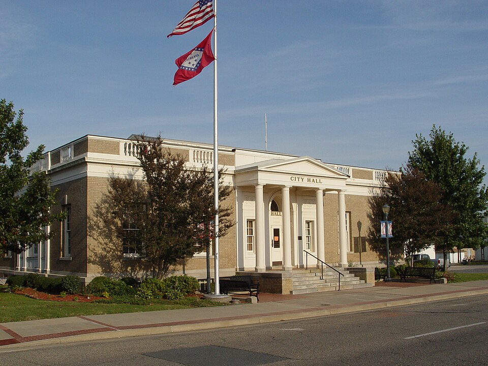 Photograph of Mena City Hall