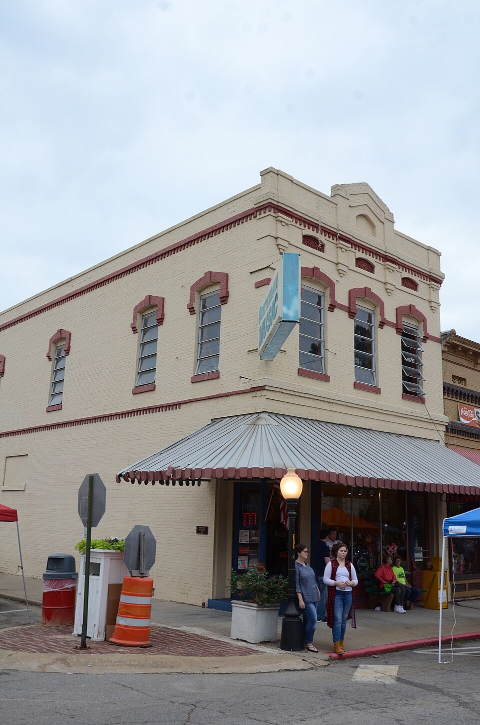 Photograph of Robertson Drugstore