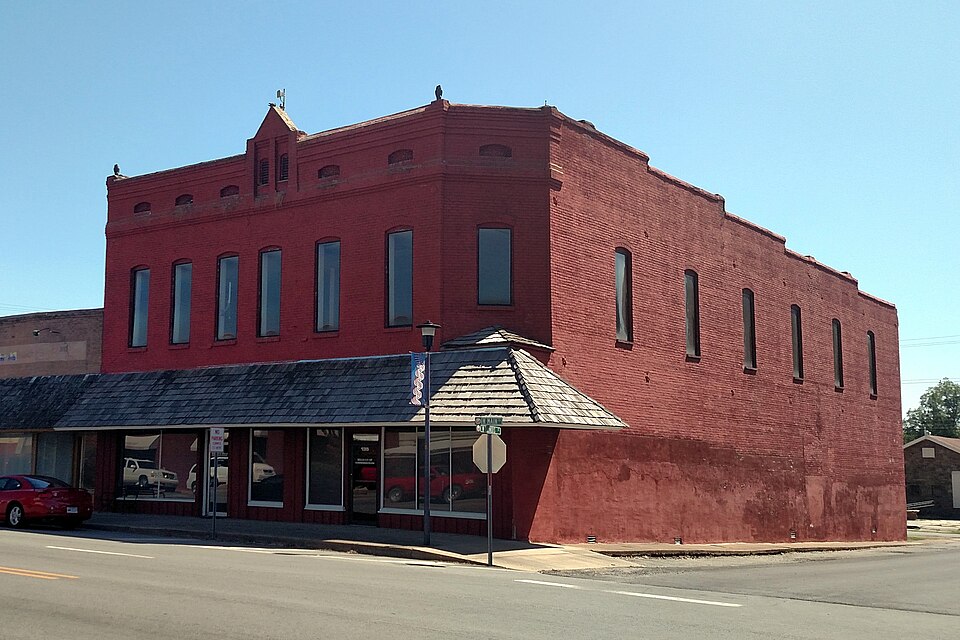 Photograph of Staggs-Huffaker Building