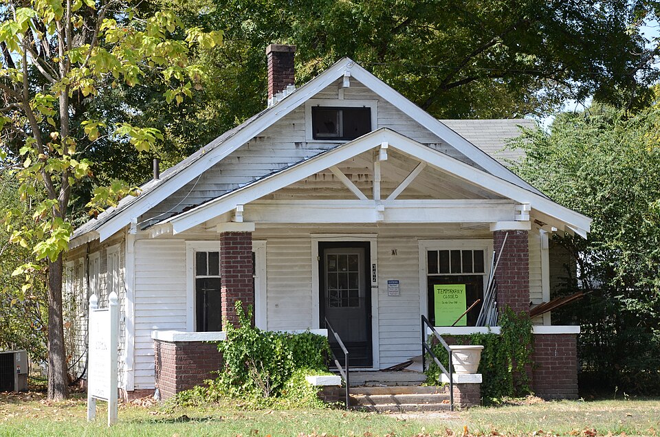 Photograph of Elm Street House