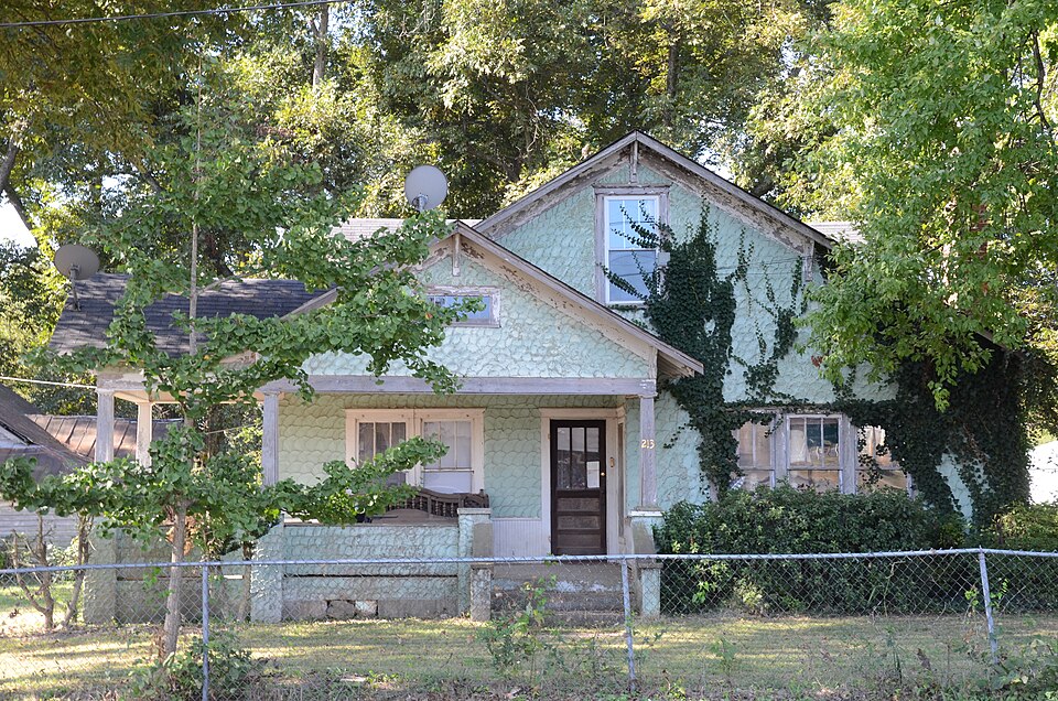 Photograph of Dr. Frizell House