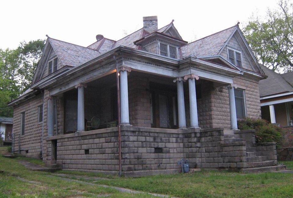 Photograph of Thomas R. McGuire House
