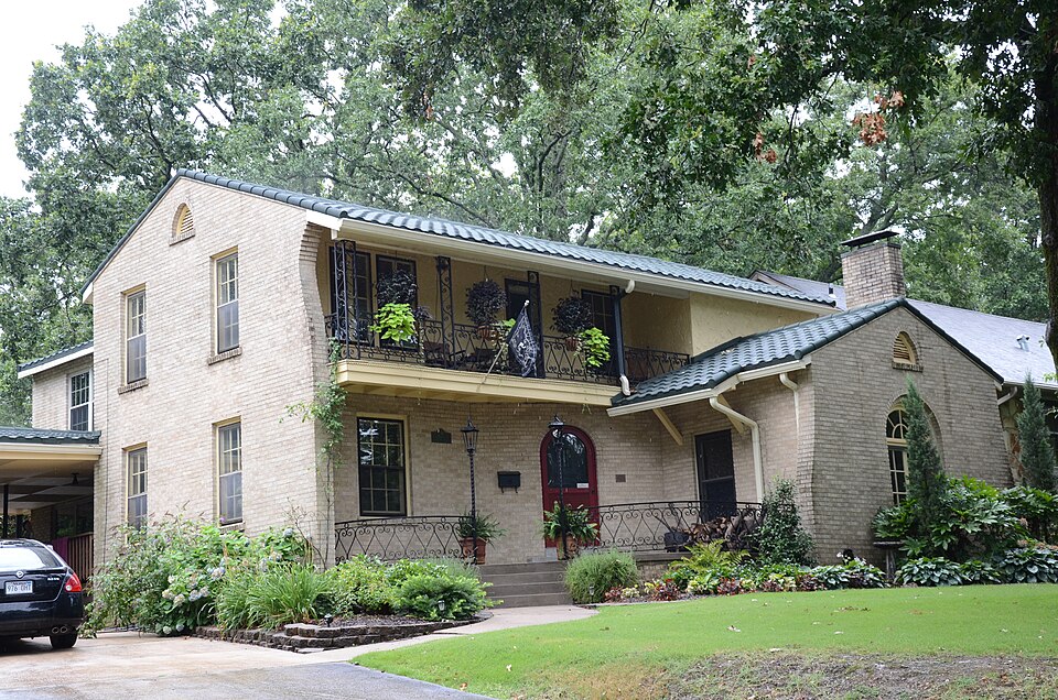 Photograph of Kleiber House