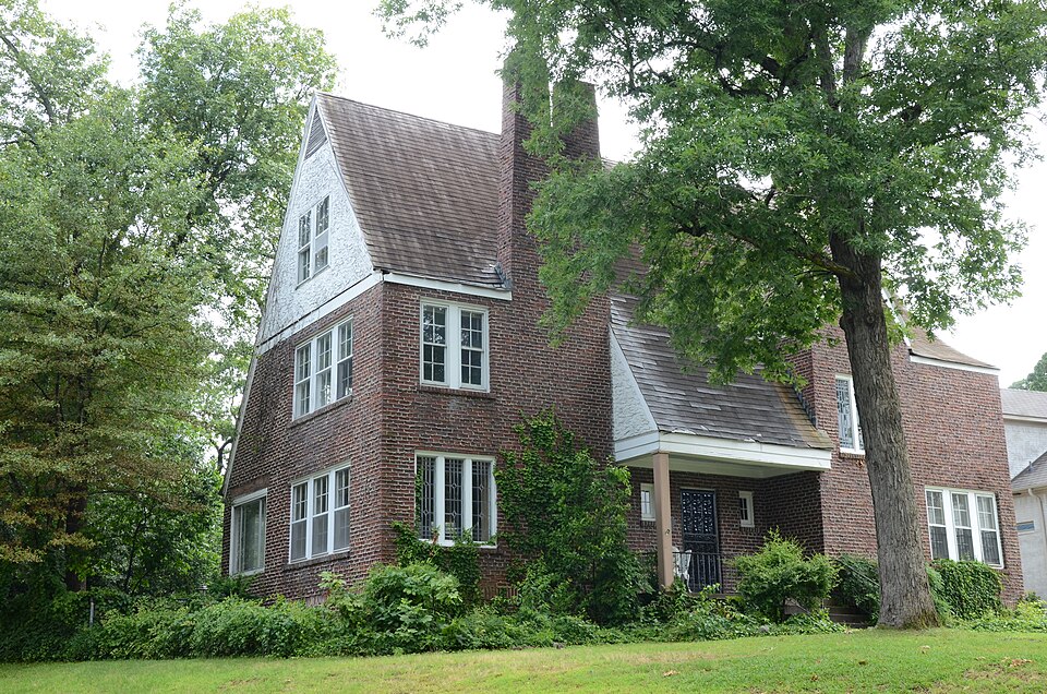 Photograph of Matthews-Dillon House
