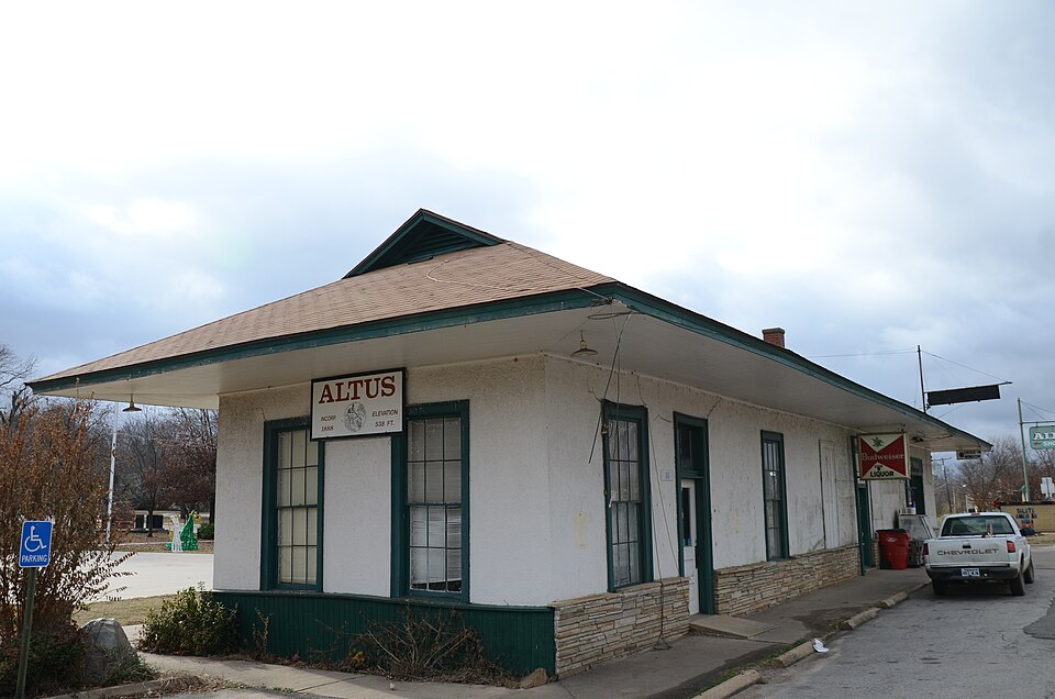 Photograph of Missouri-Pacific Depot-Altus