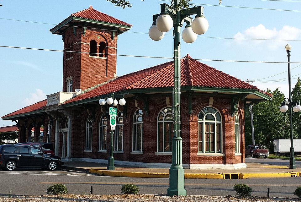 Photograph of Missouri-Pacific Railroad Depot-Hot Springs