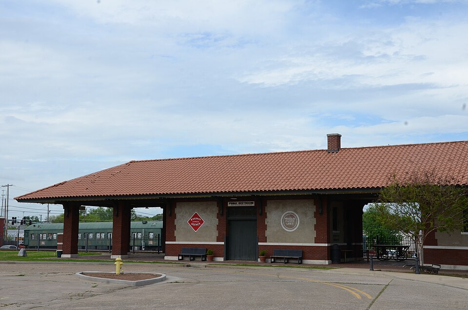 Photograph of Missouri-Pacific Depot-Russellville