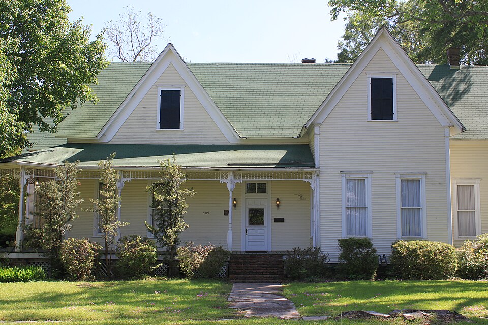 Photograph of Couch-Marshall House