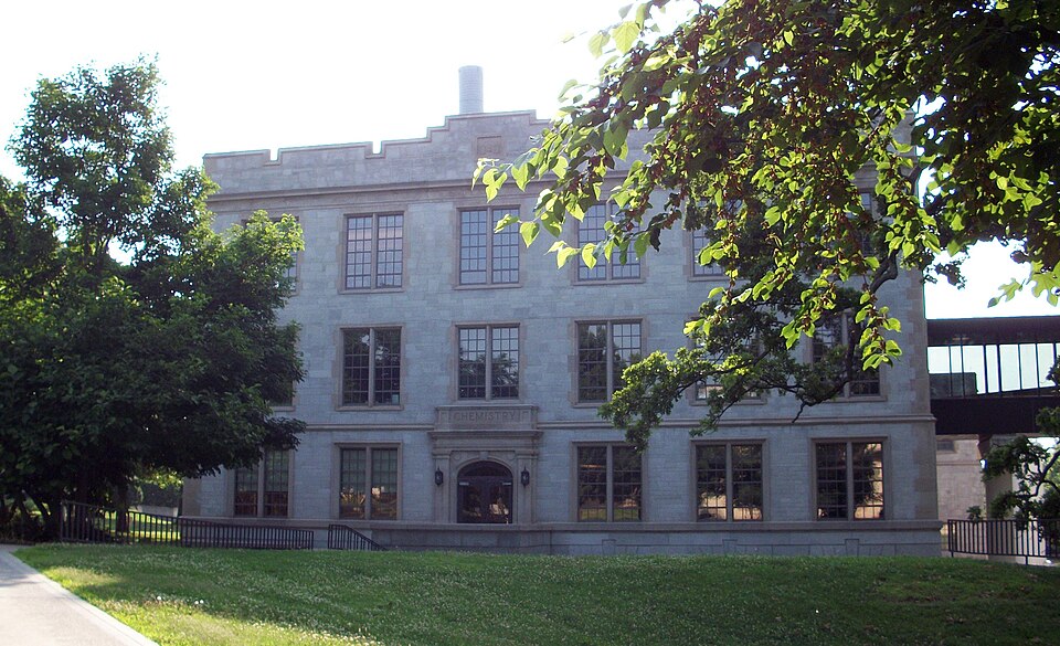 Photograph of University of Arkansas Chemistry Building