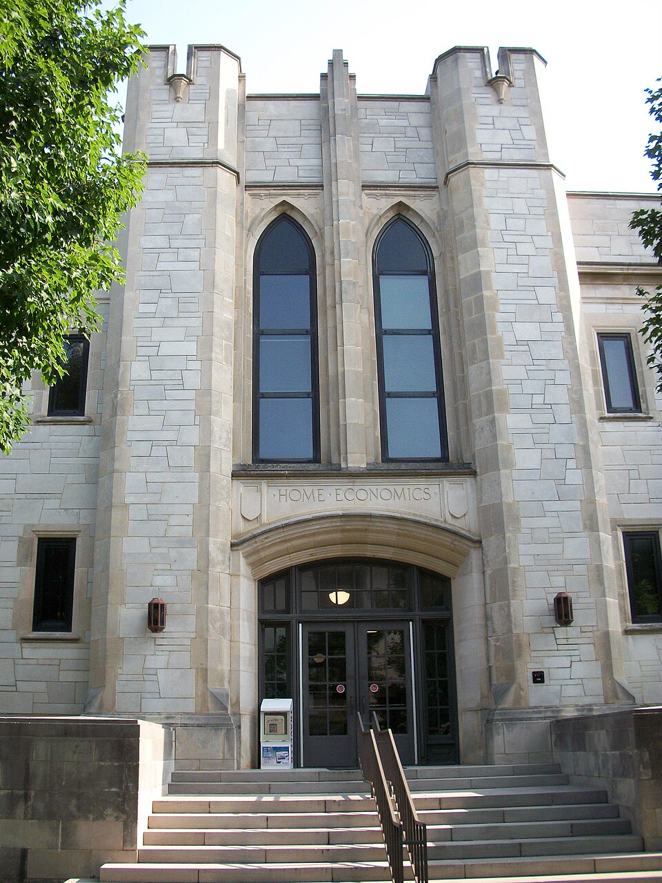 Photograph of Home Economics Building