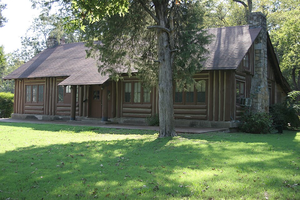 Photograph of Newport American Legion Community Hut