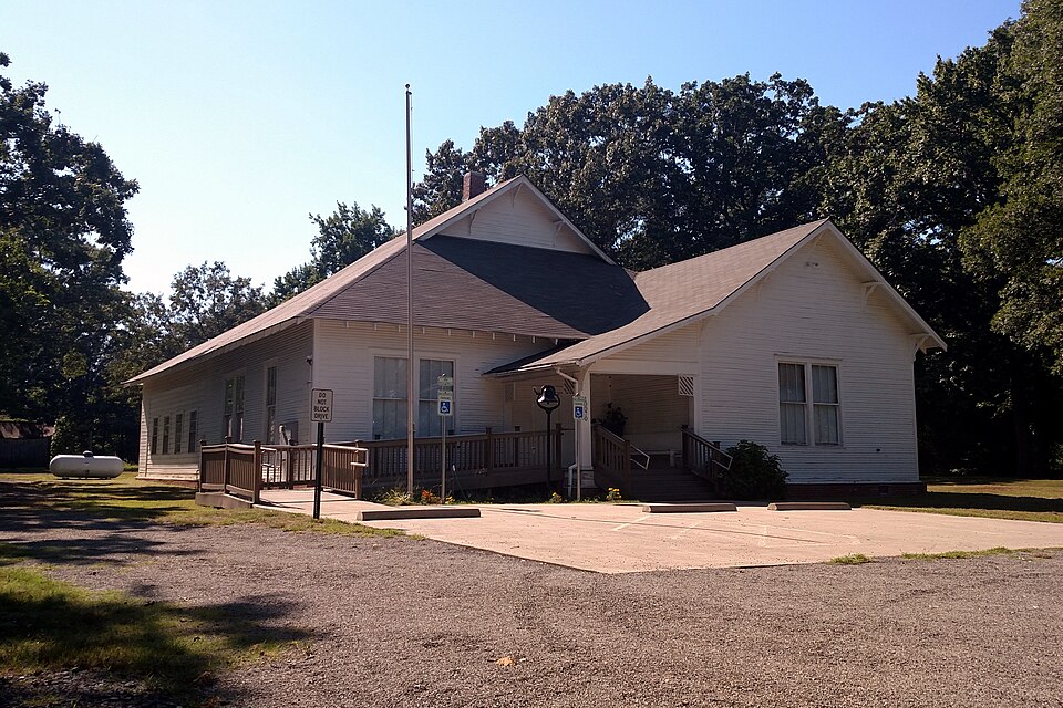 Photograph of Woodlawn School Building