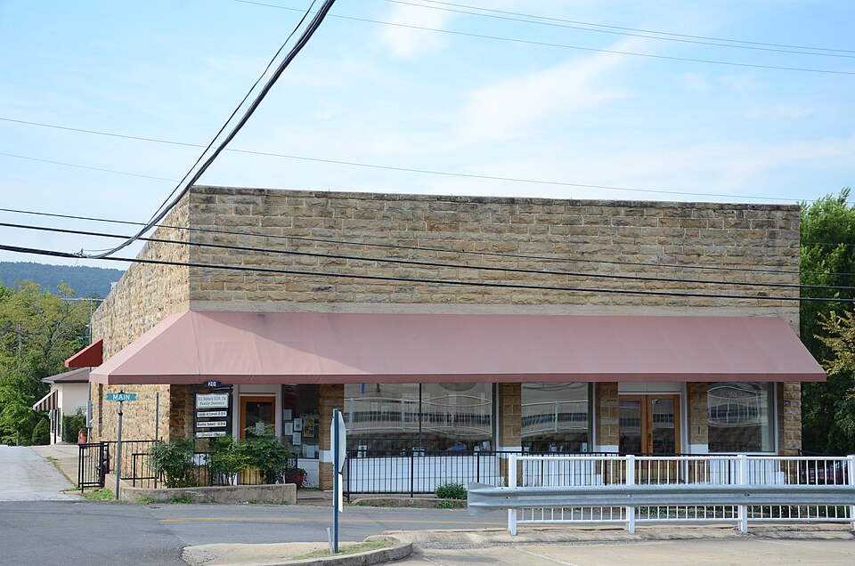 Photograph of Noah Bryan Store