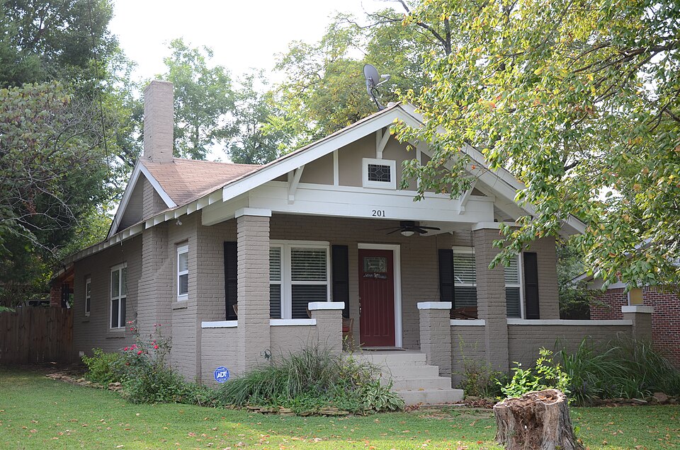 Photograph of Bud Fendley House