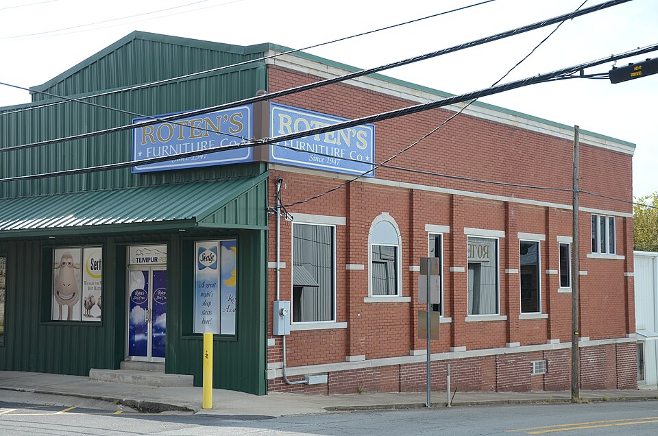 Photograph of Bank of Marshall Building