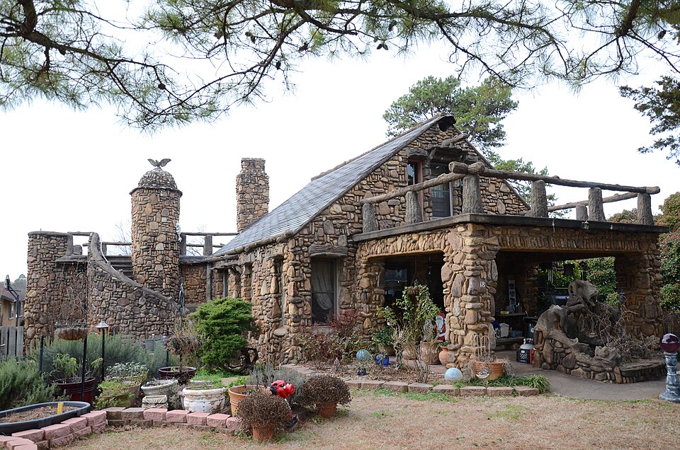 Photograph of Evelyn Gill Walker House