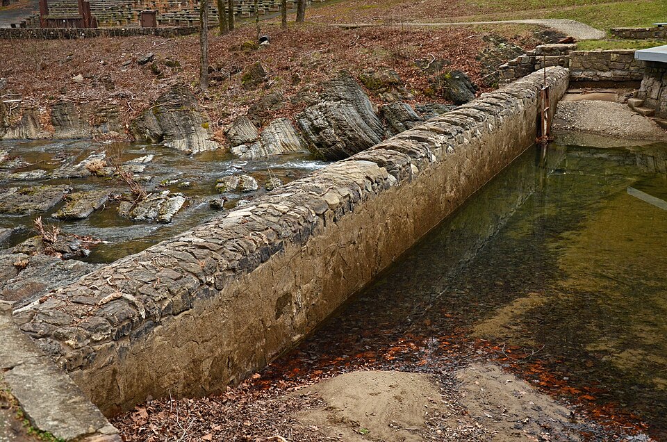 Photograph of Charlton Dam