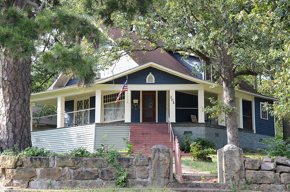 Photograph of Dr. Cyrus F. Crosby House