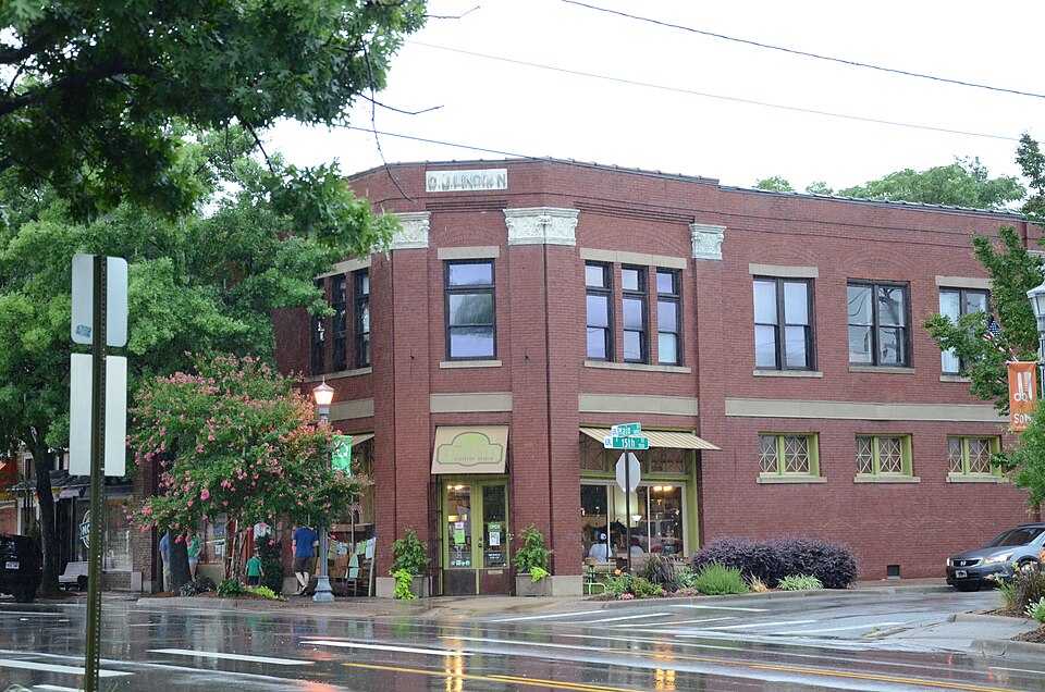 Photograph of Lincoln Building