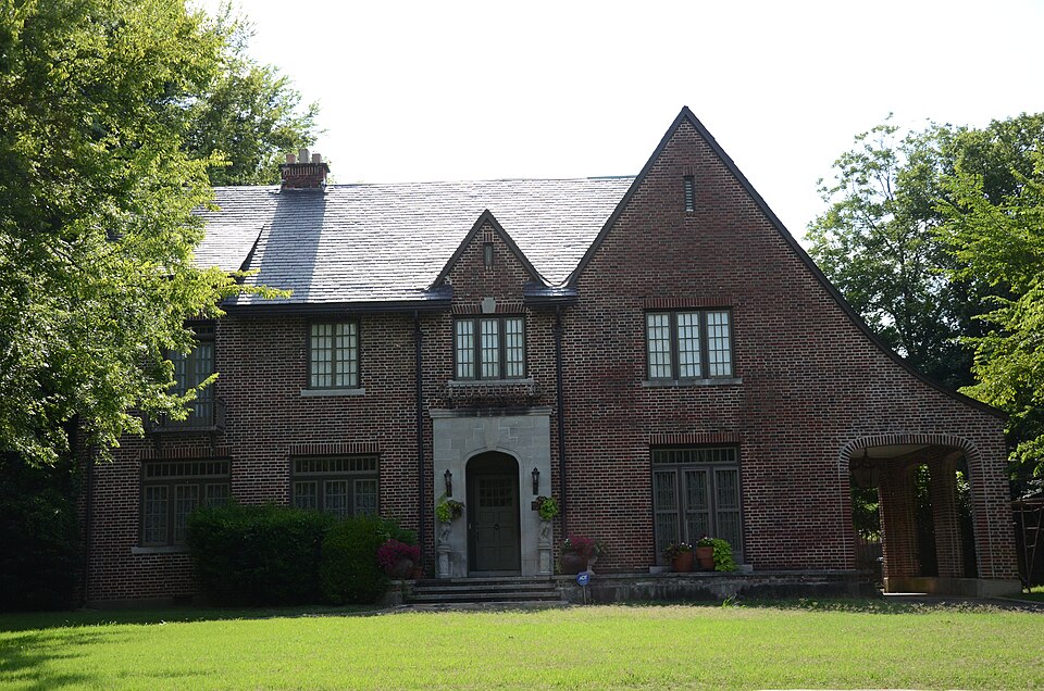 Photograph of Maxwell F. Mayer House