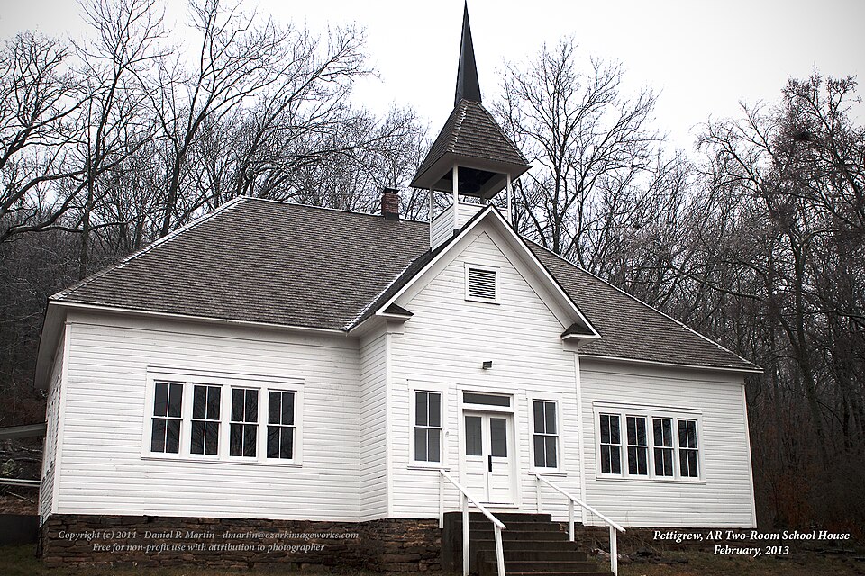 Photograph of Pettigrew School