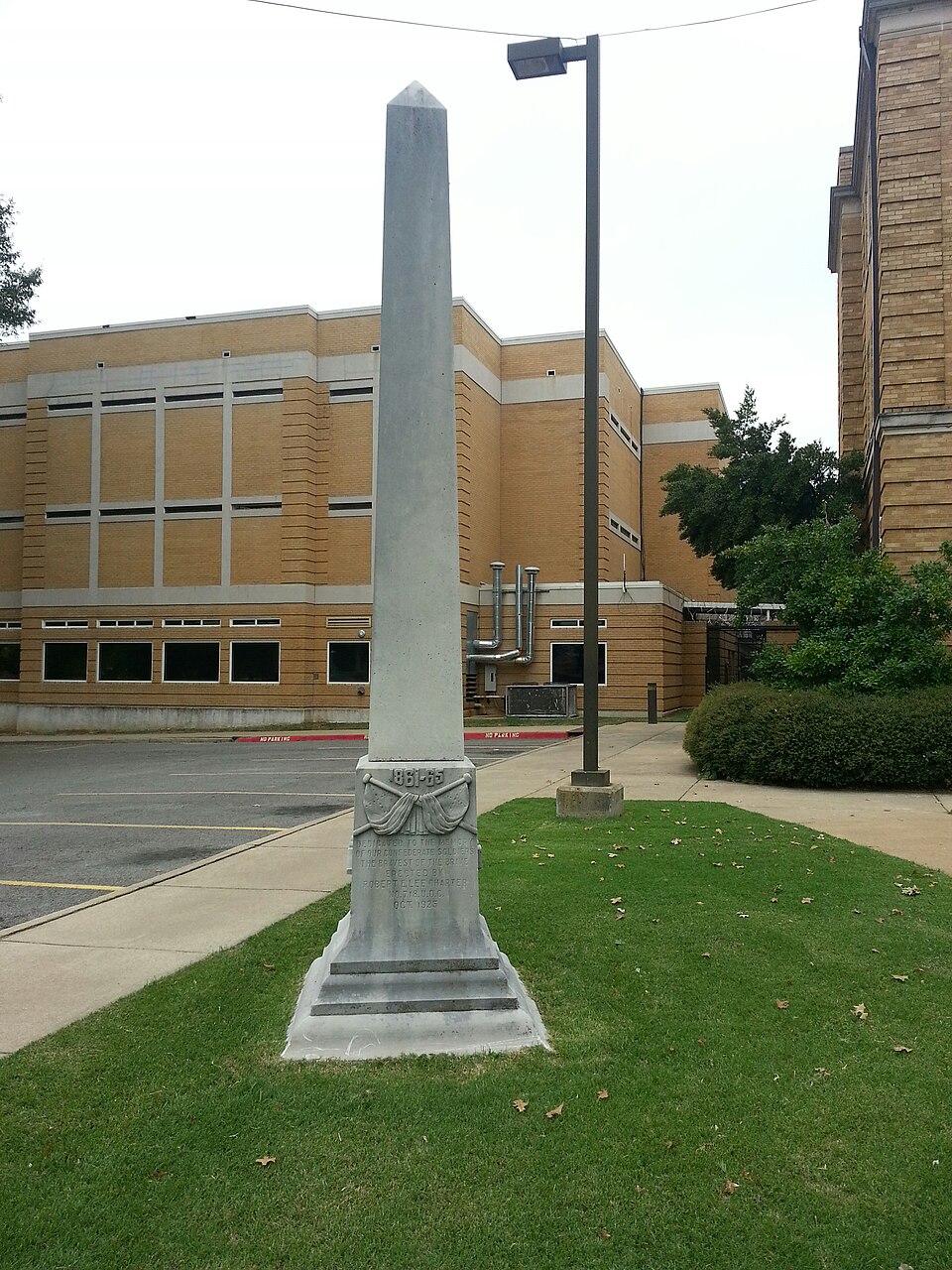 Photograph of Conway Confederate Monument