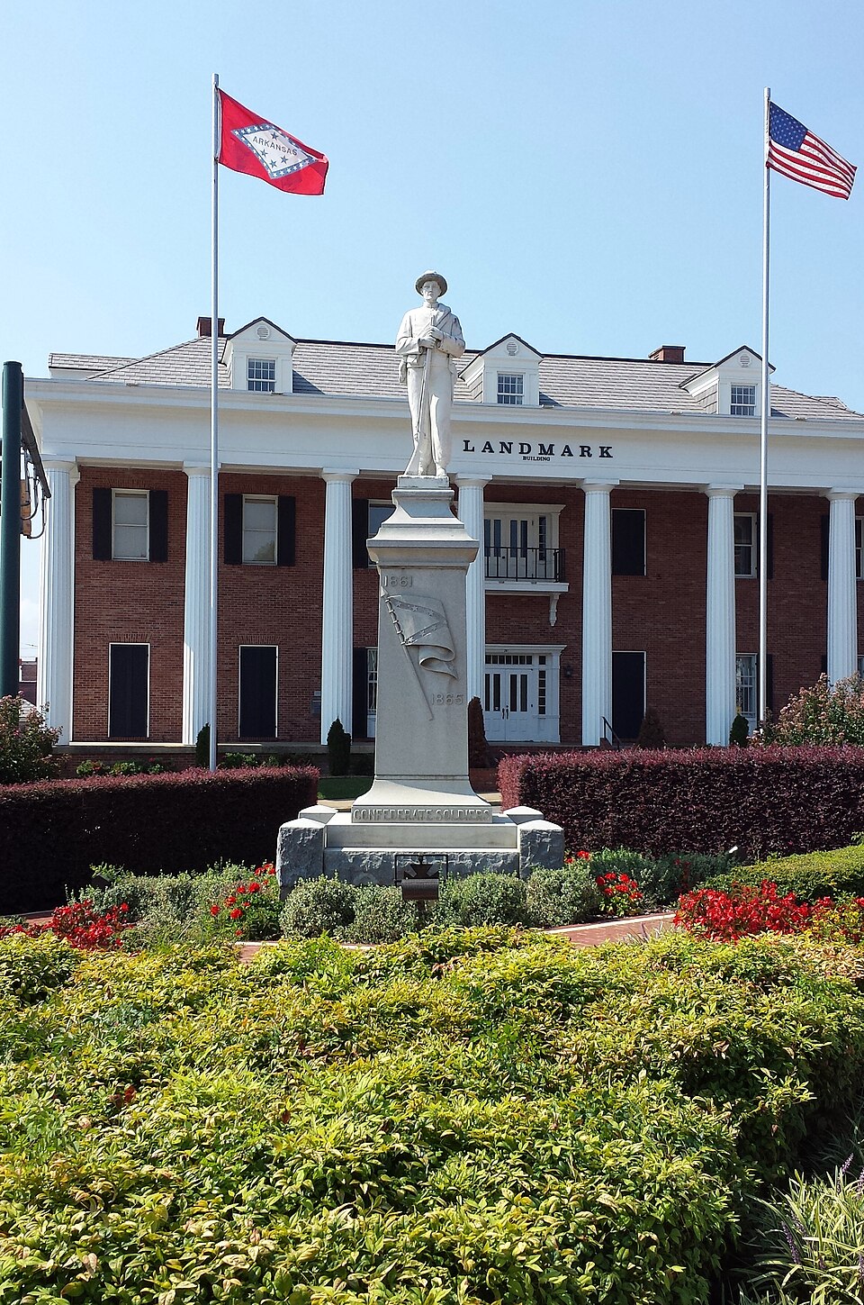 Photograph of Hot Springs Confederate Monument