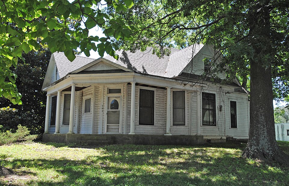 Photograph of Stroud House