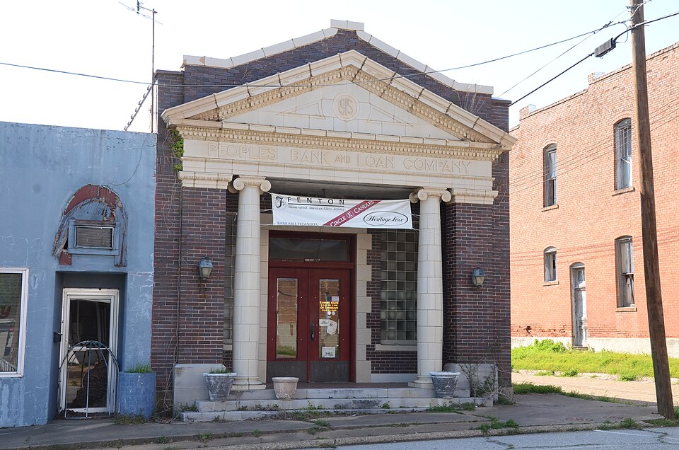 Photograph of Peoples Bank and Loan Building