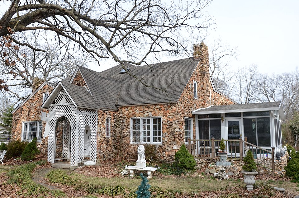 Photograph of Smith House