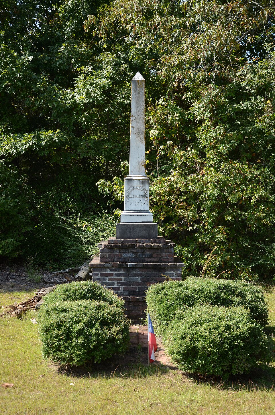 Photograph of Washington Confederate Monument