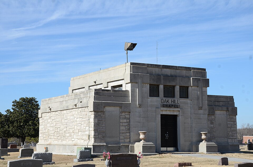 Photograph of Oak Hill Mausoleum