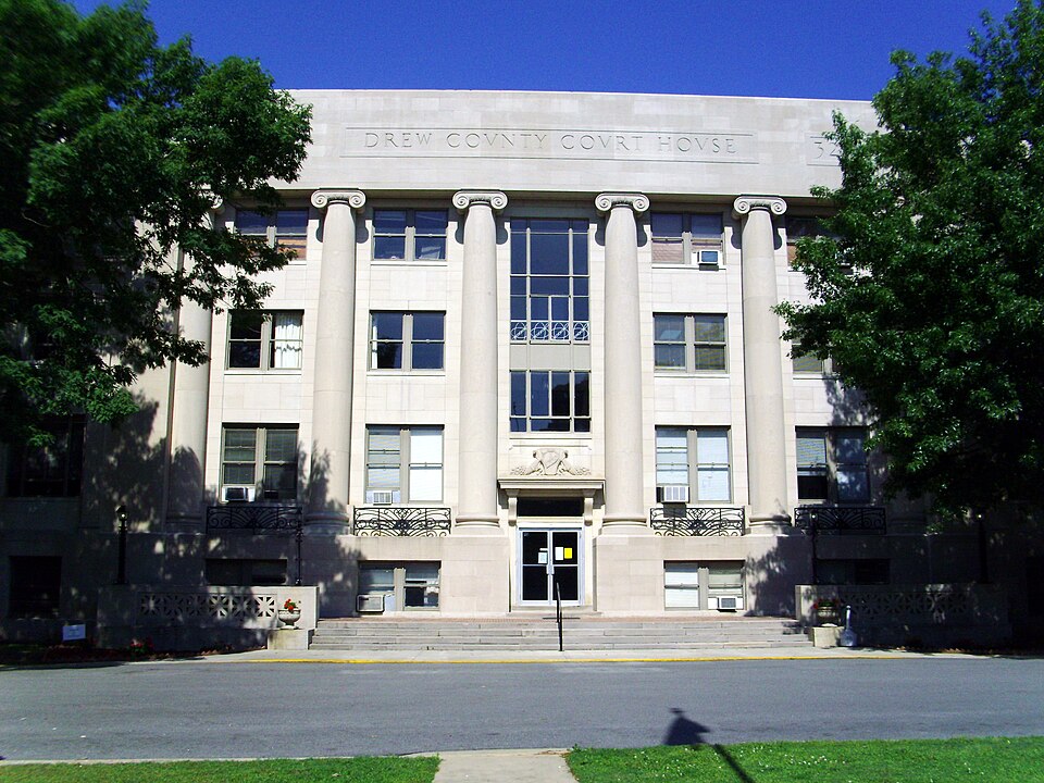 Photograph of Drew County Courthouse