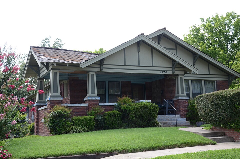 Photograph of Lamb-McSwain House