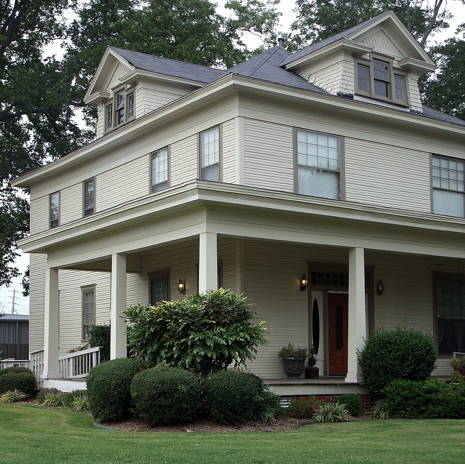 Photograph of Dr. E.F. Utley House