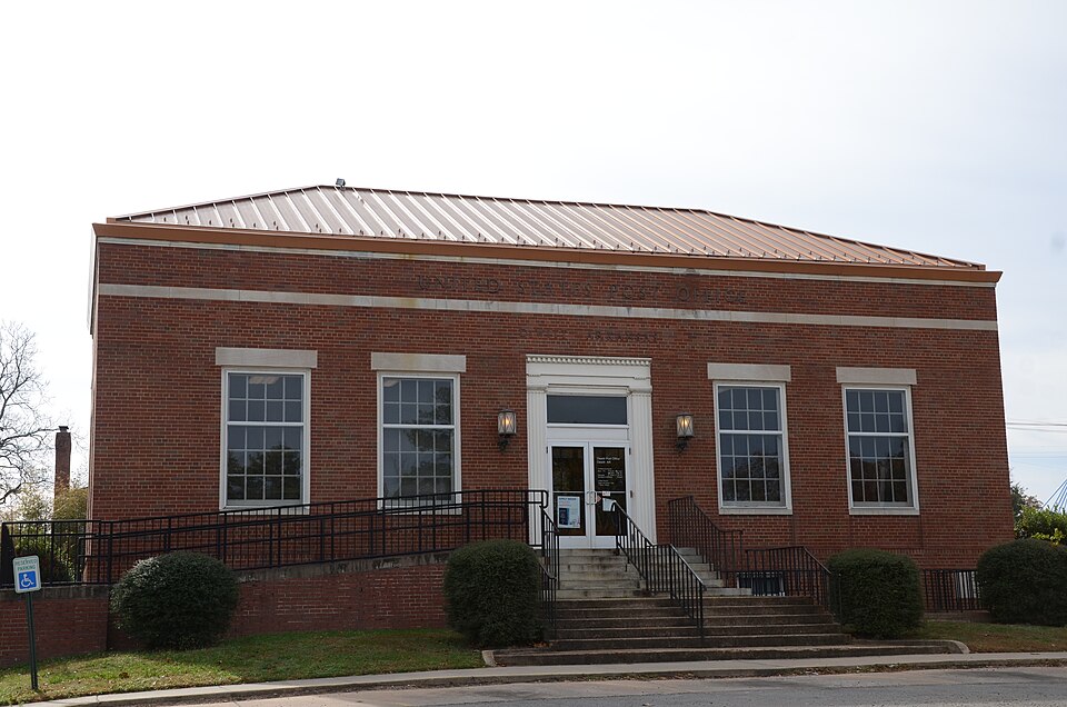 Photograph of DeWitt Post Office