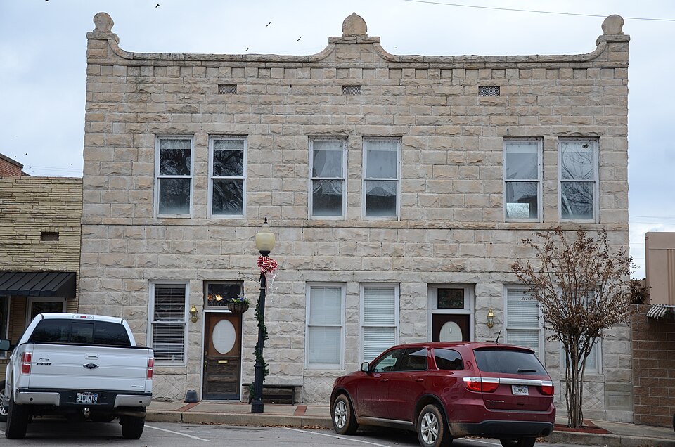 Photograph of Bristow Hotel