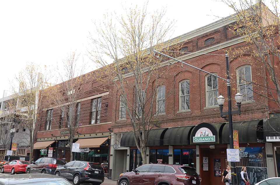 Photograph of East Markham Street Historic District
