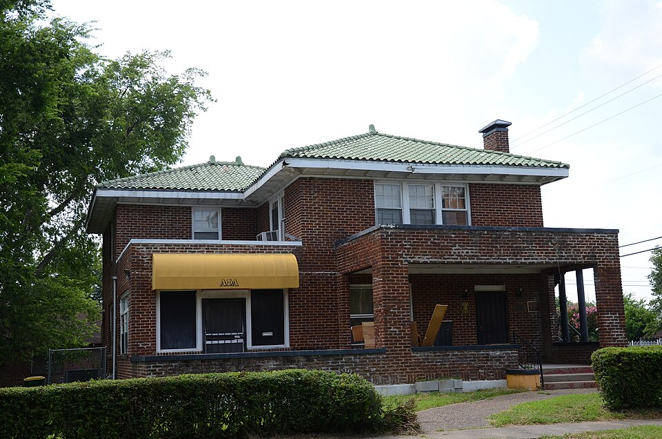Photograph of Bush-Dubisson House