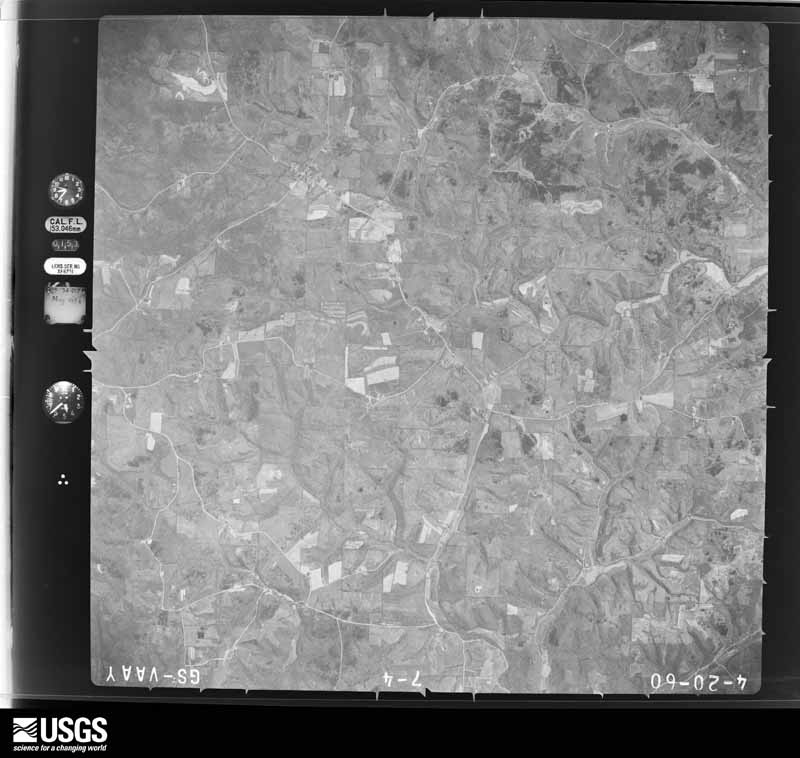 U.S. Geological Survey aerial photograph, 1960-04-22, scale 1:28000