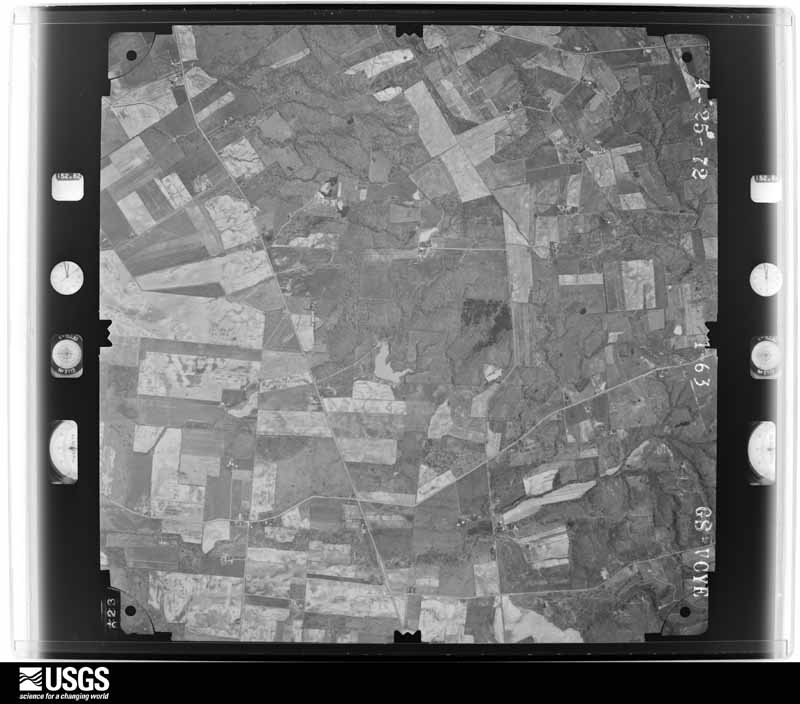 U.S. Geological Survey aerial photograph, 1972-05-01, scale 1:24000
