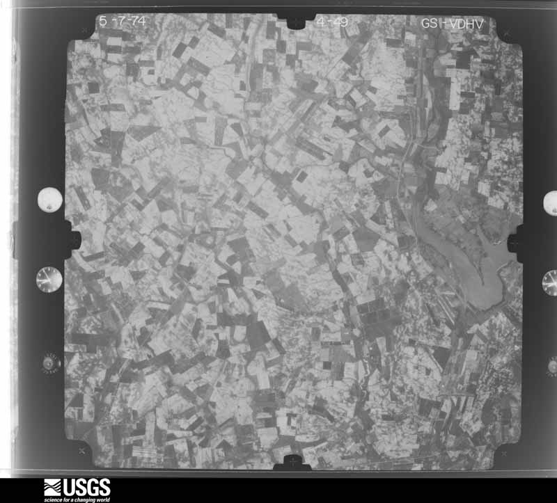 U.S. Geological Survey aerial photograph, 1974-05-01, scale 1:76000