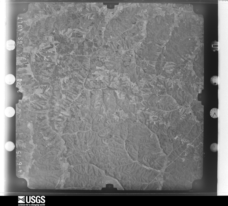 U.S. Geological Survey aerial photograph, 1975-04-06, scale 1:78000