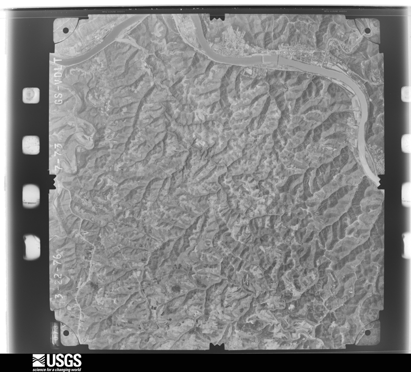 U.S. Geological Survey aerial photograph, 1976-03-22, scale 1:78000