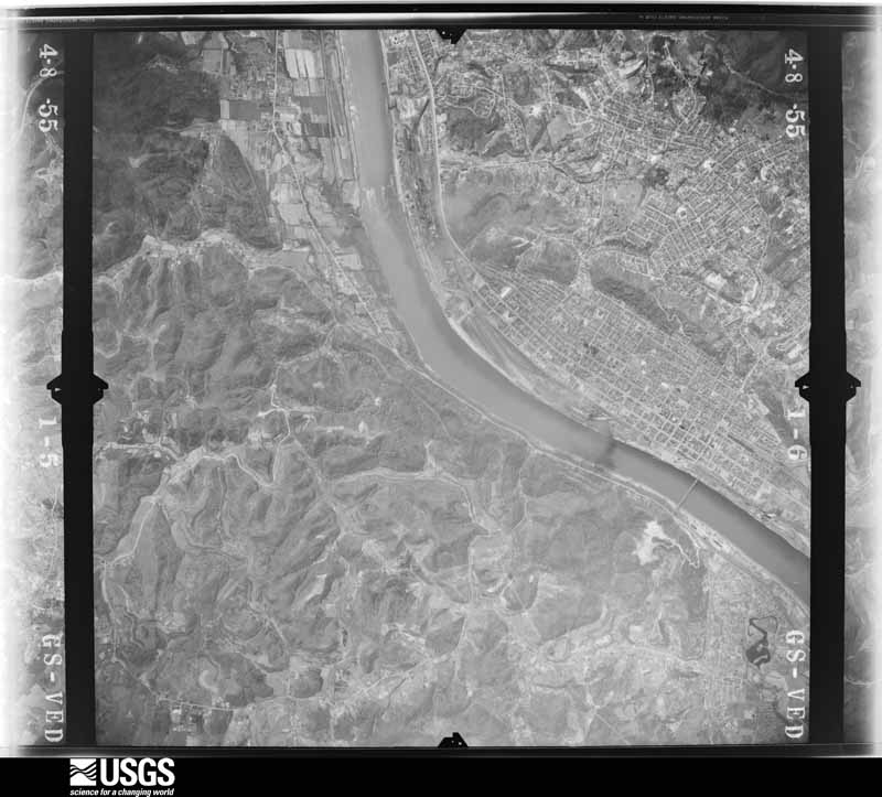 U.S. Geological Survey aerial photograph, 1955-04-08, scale 1:31000