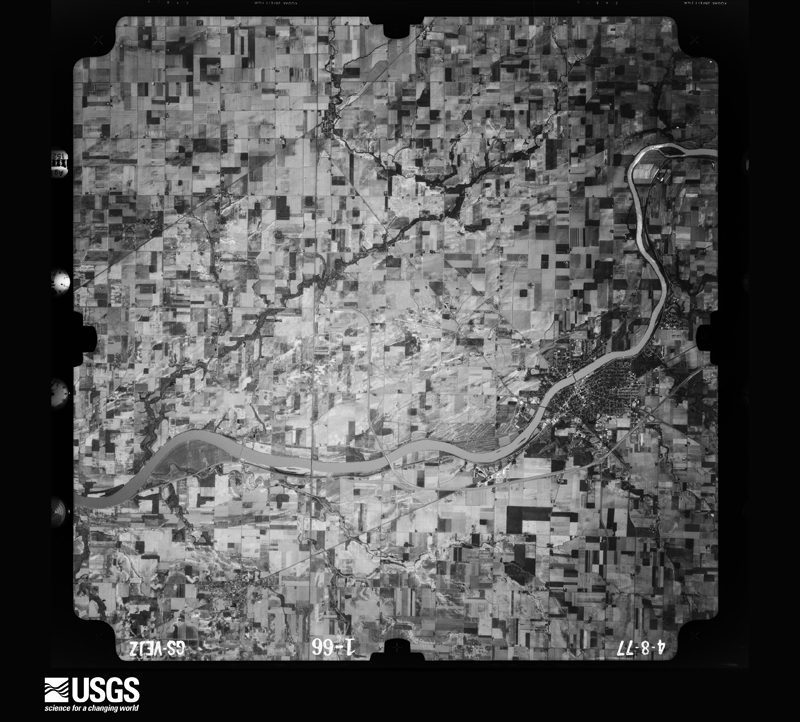 U.S. Geological Survey aerial photograph, 1977-04-01, scale 1:80000