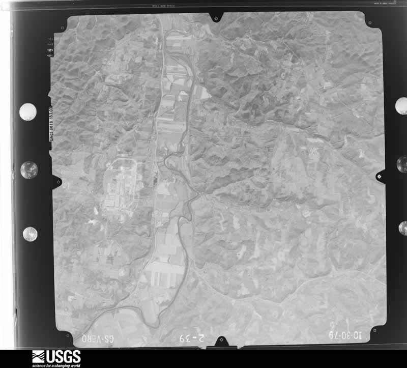 U.S. Geological Survey aerial photograph, 1979-11-01, scale 1:80000