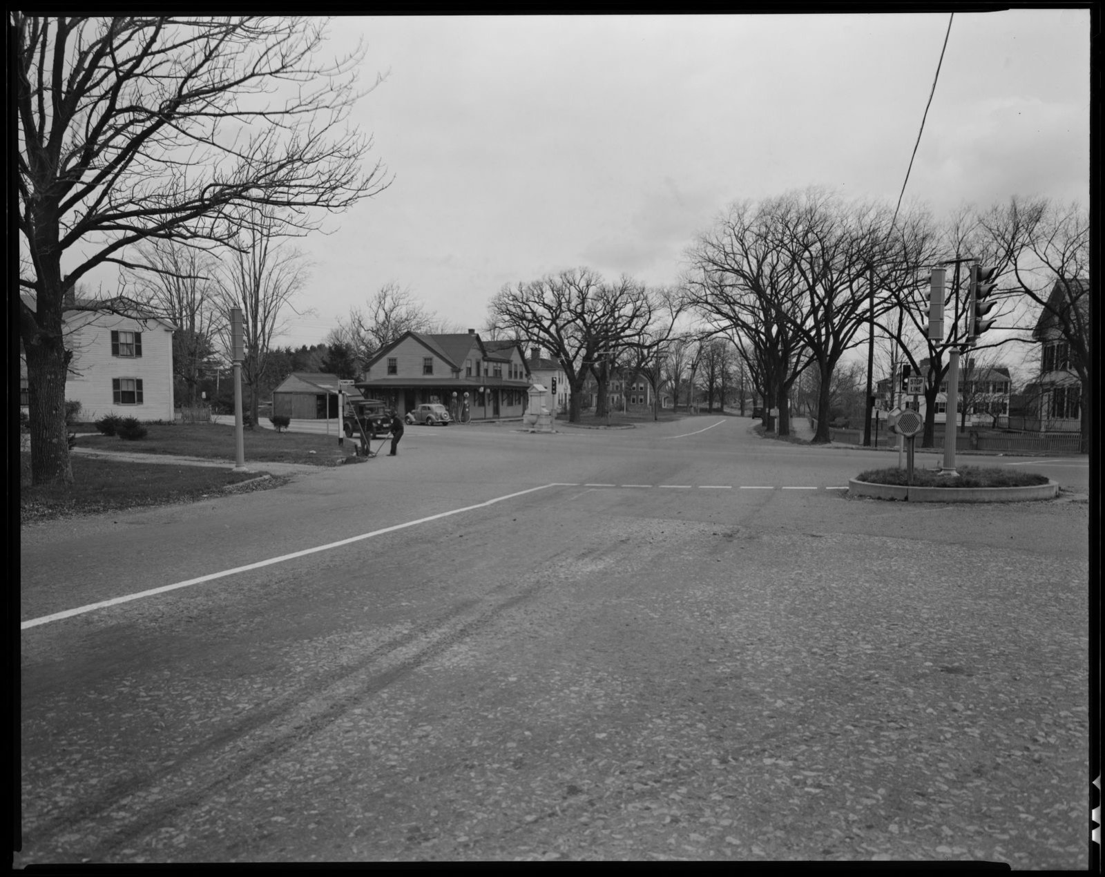 Queen Ann Corner, Washington St. - Main Massachusetts Path, Hingham and Norwell town line, Boston Public Library - undated