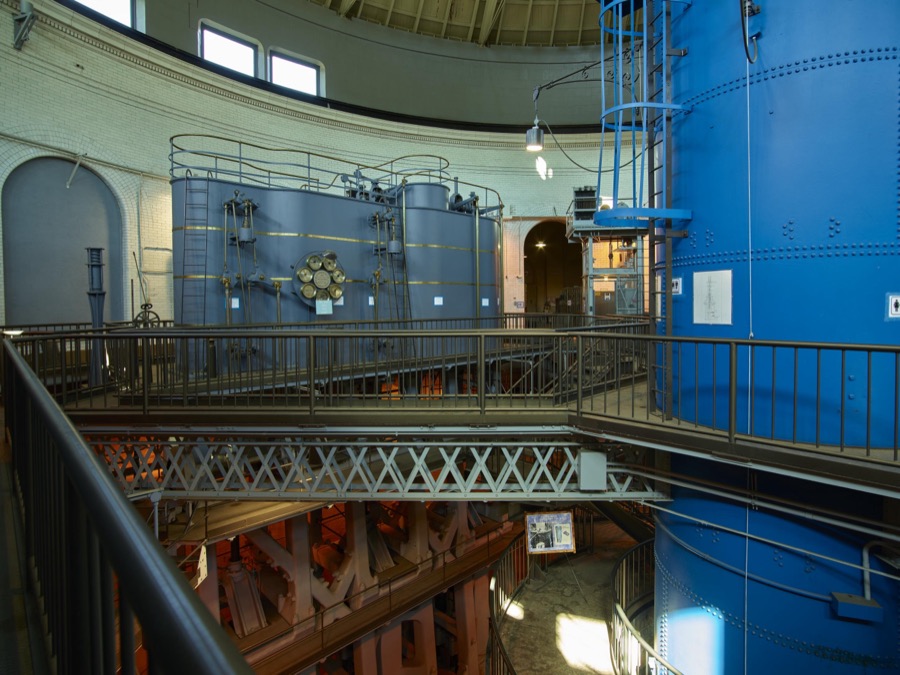 One of four triple-expansion, crank-and-flywheel water-pumping steam engines (right) at the Old River Station, part of the Greater Cincinnati Water Works in Cincinnati, Ohio